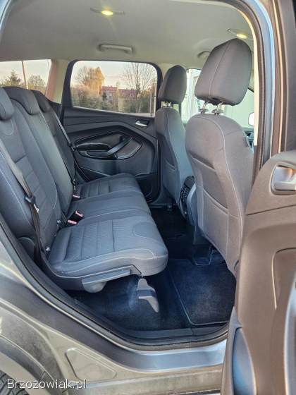 Ford Kuga 1.  6 16V 150KM  2014