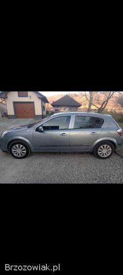 Opel Astra H 2004