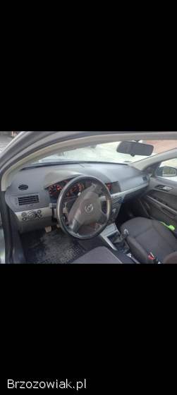Opel Astra H 2004