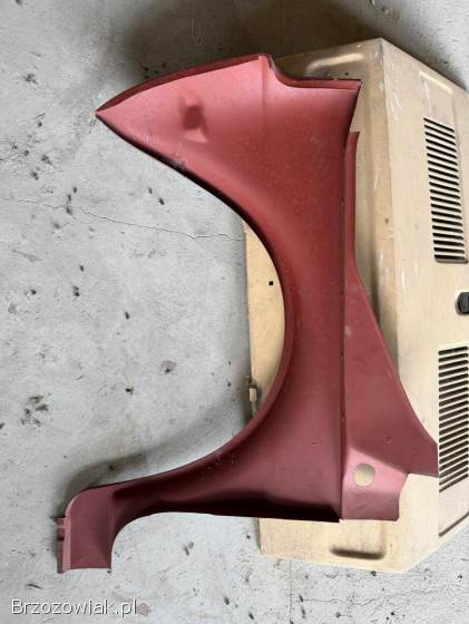 Błotnik przedni prawy Fiat 126P/Maluch -  NOWY