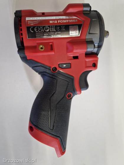 Klucz M12 Milwaukee FCIWF38G3 12V 3/8” 746 Nm + akcesoria