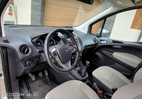 Ford Tourneo Courier Titanium Pb +Lpg 2017