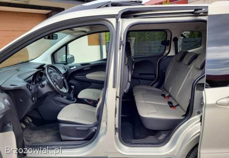Ford Tourneo Courier Titanium Pb +Lpg 2017