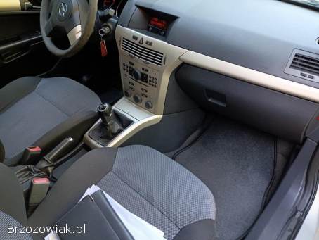 Opel Astra H 2008