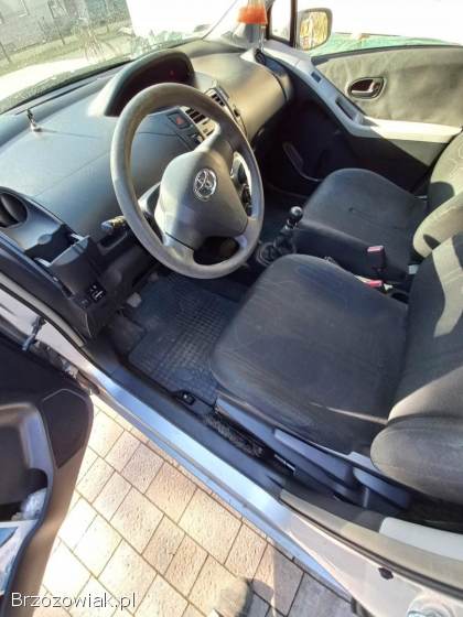 Toyota Yaris 2010