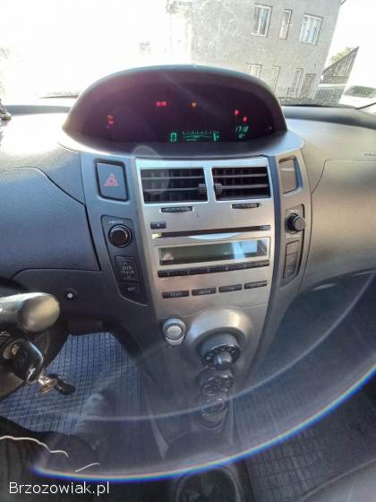 Toyota Yaris 2010