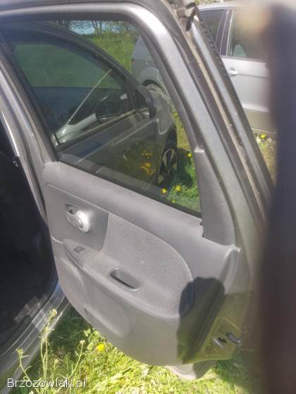 Drzwi prawe nissan note e11