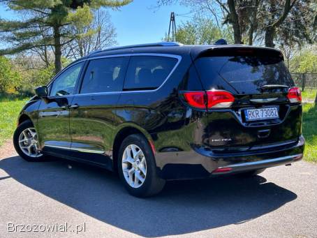 Chrysler Pacifica 2017