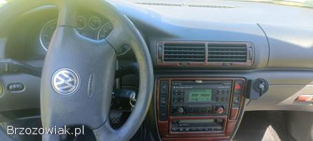 Volkswagen Passat Sedan 2002