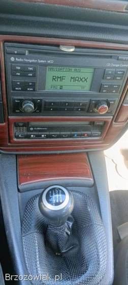 Volkswagen Passat Sedan 2002