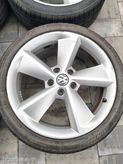 Felgi Aluminiowe 18 Skoda OE VW Audi Borbet roczne opony 225/40 6mm Bieżnik!