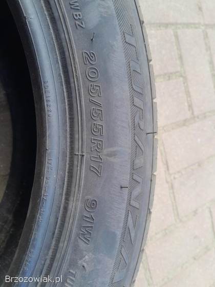 Sprzedam opony letnie 205/55r 17 bridgestone