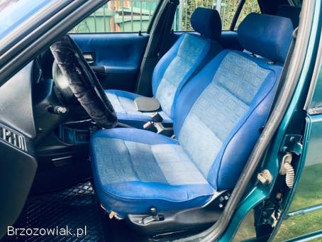 Peugeot 306 1.  4 benzyna  1999