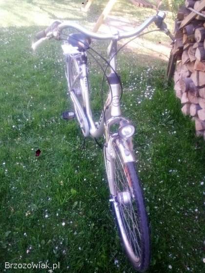 Sprzedam rower damski jak nowy.