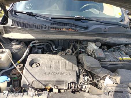Kia Sportage 1.  7CRDI 115km 15 2015