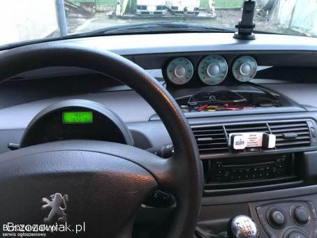 Peugeot 807 2004