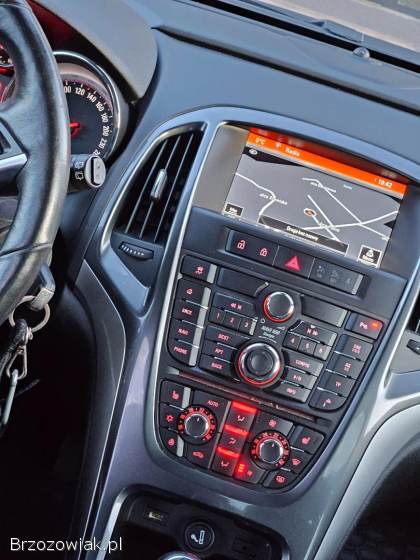 Opel Astra Full opcja 2014
