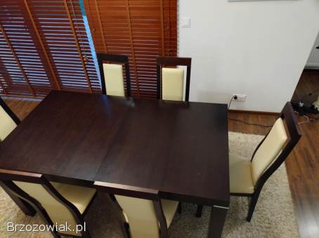 Stół drewniany PAGED MEBLE wenge wraz z krzesłami