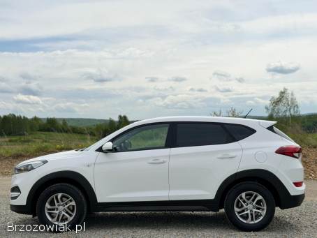 Hyundai Tucson 1.  6 BENZYNA  2016
