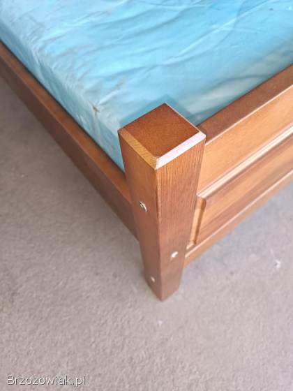 Łózka 160x200 drewniane z materacami nowe