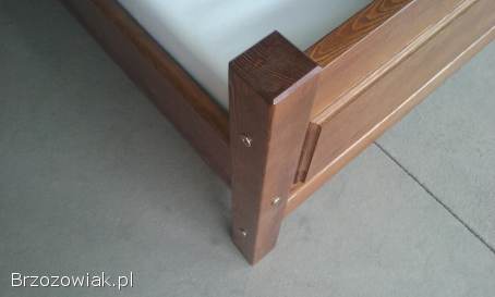 Łóżko 90x200 z drewna sosnowego z materacem nowe