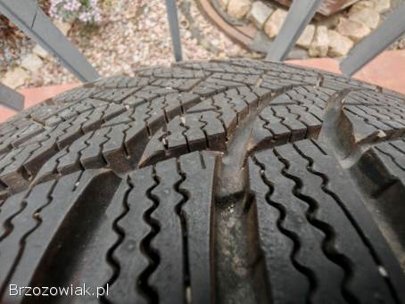 4 opony zimowe z felgami Nexen 205/60/R16 4 szt Jak Nowe
