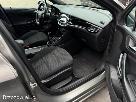 Opel Astra 2016