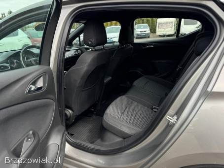 Opel Astra 2016