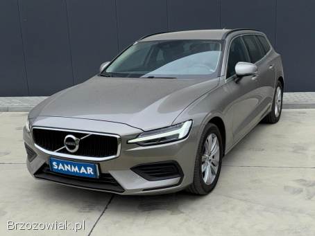 Volvo V60 B3 2.  0i 163KM  2021
