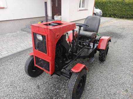 Traktor traktorek ciągnik sam