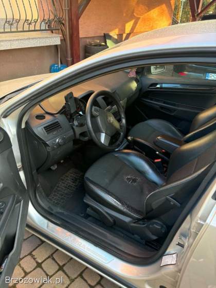 Opel Astra H 2004
