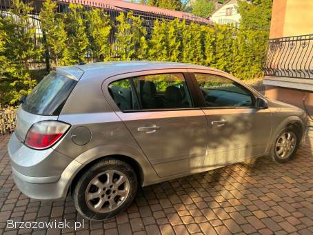 Opel Astra H 2004