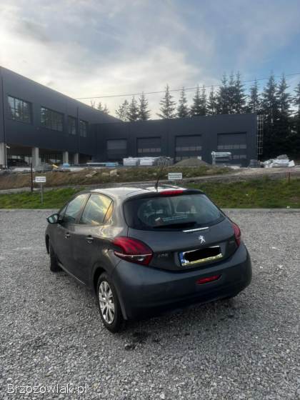 Peugeot 208 2016