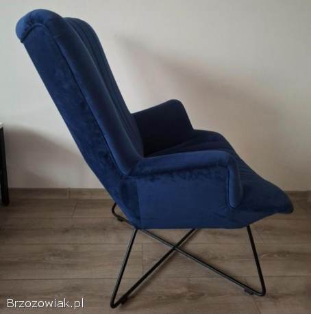 Duży wygodny fotel