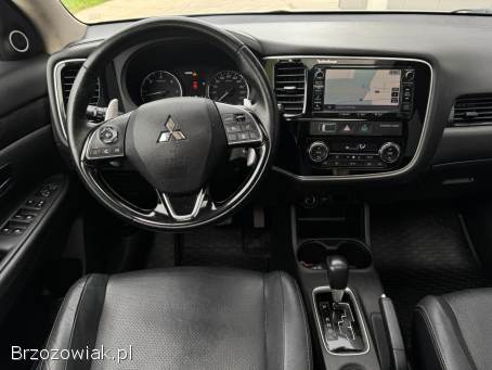 Mitsubishi Outlander 2.  2DiD 150KM 4x4 2016