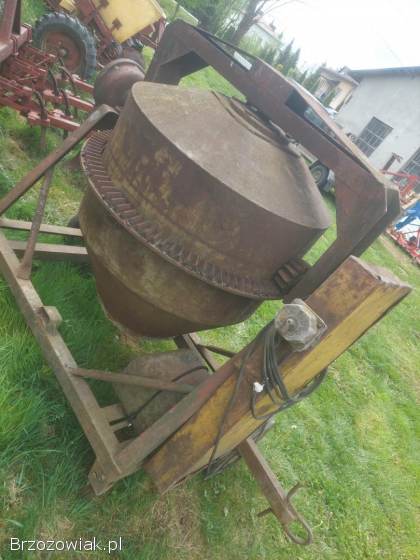 Betoniarka 250 l