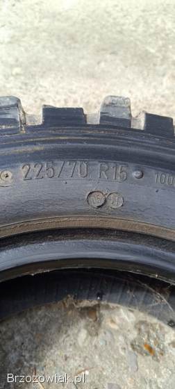 Opony 4x4.  225/70R15