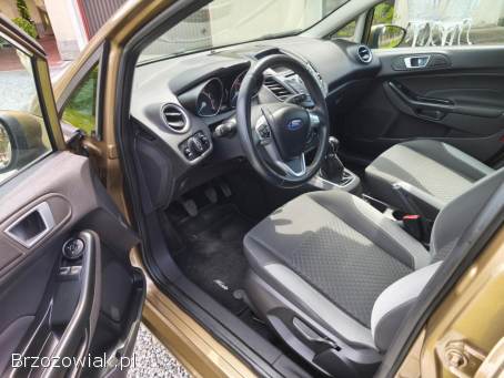 Ford Fiesta 1,  2 benzyna 82 k 2015