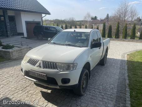 Mitsubishi L200 2010