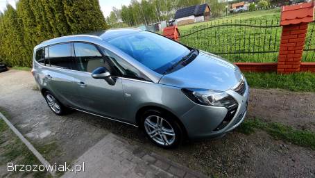 Opel Zafira 2,  0 cdti automat 2015