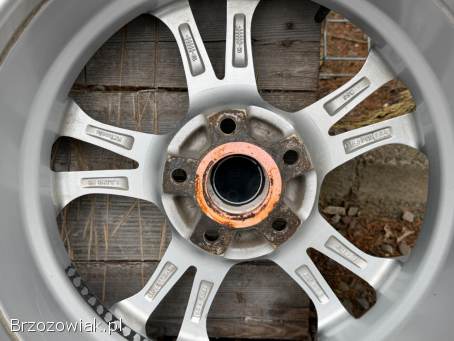 Koła 5x114,  3 R16 ET45 6,  5J 74,  1 mm + 215/70 Hankook 2019 r.  5,  5/6 mm