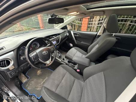 Toyota Auris Prestige 2014