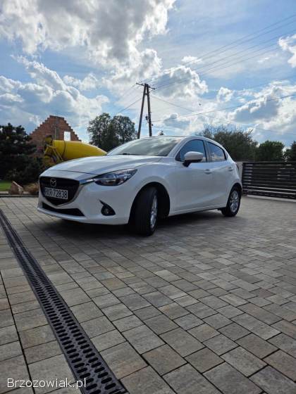Mazda 2 3 2016