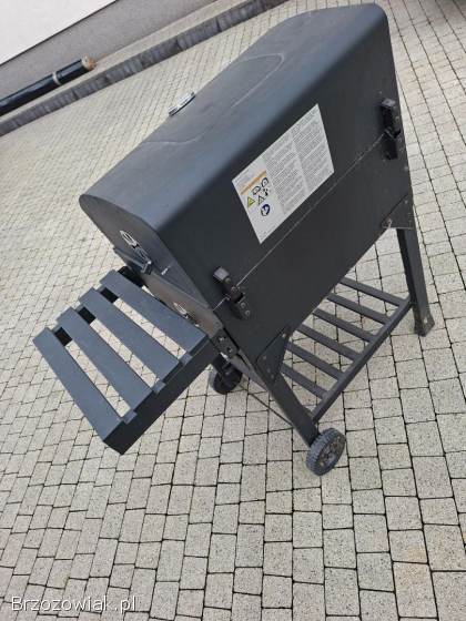 Grill ogrodowy
