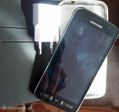 Samsung Xcover 4,  odporny,  wodoszczelny(IP68)stan bdb.