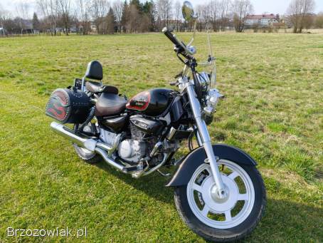 Hyosung Aquila GV 2015