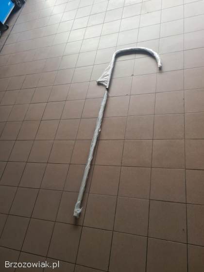 Grill na róże wiszący żuraw