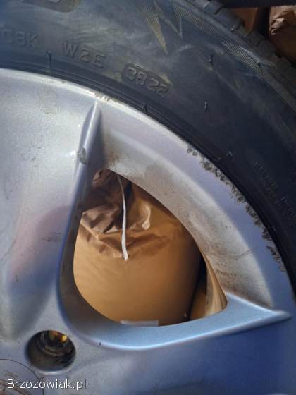 Opony komplet 205/60 R16