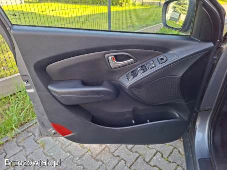 Hyundai ix35 Benzyna 1.  6 16V 2012