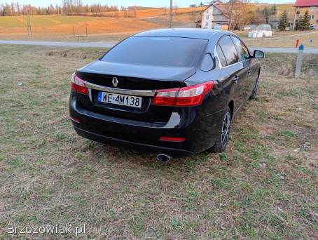 Renault Latitude Limuzyna/sedan 2012